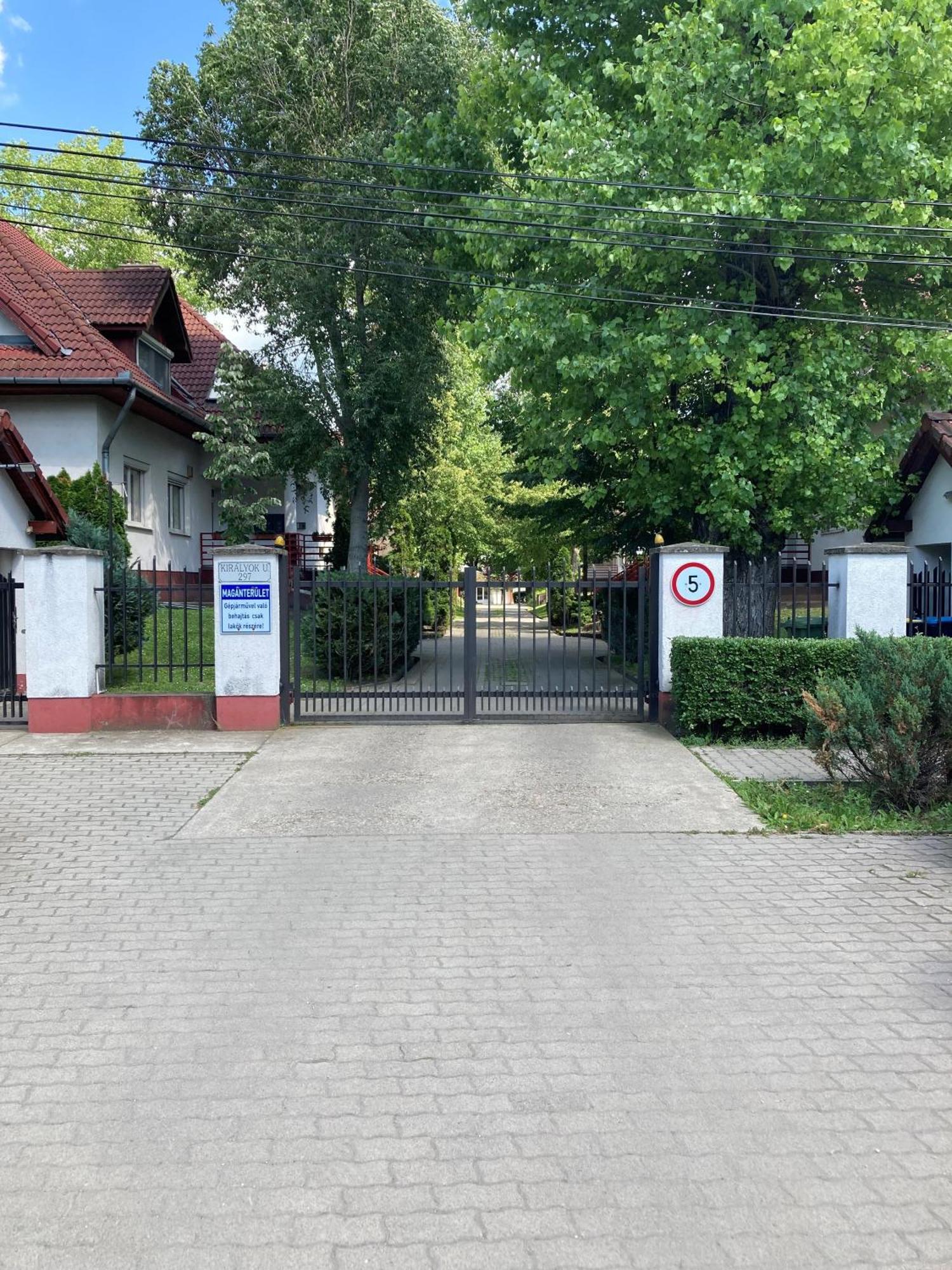 Kiraly Csaladi Apartman- Royal Family Apartment #Freegarage Budapest Extérieur photo