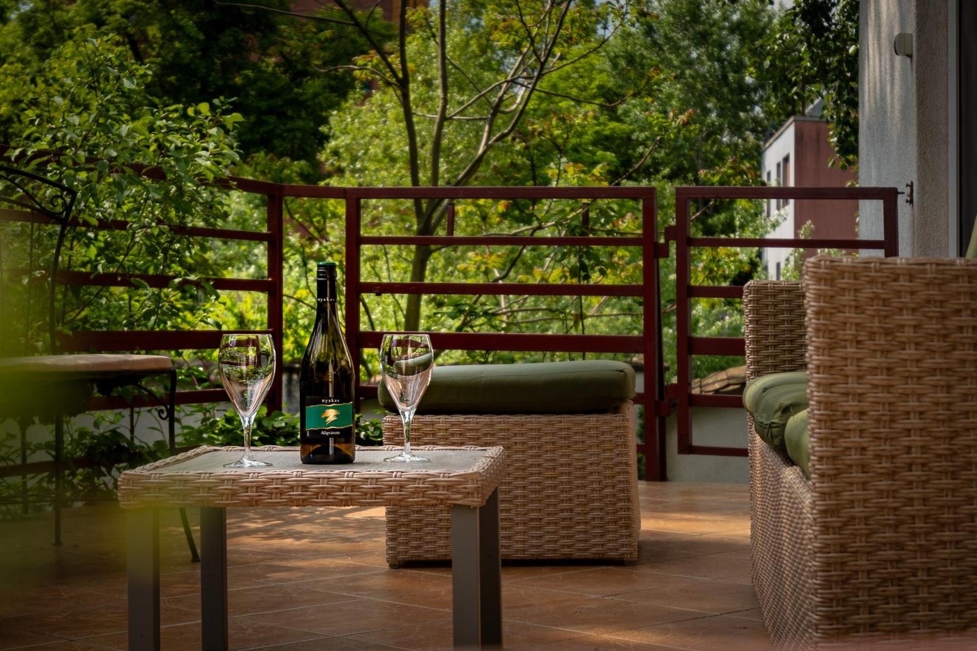 Kiraly Csaladi Apartman- Royal Family Apartment #Freegarage Budapest Extérieur photo